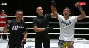 เพชรน้ำโขง บดไม้ซางคำ เดือดคว้าชัยศึก ONE ลุมพินี 158 ใครคือพลังเงียบที่โลกมวยไทยต้องจับตา?