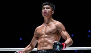เฟอร์รารี แฟร์เท็กซ์ ล็อกเป้าน็อก ชินจิ ซูซูกิ ไฟต์พิสูจน์ตัวที่ไม่มีคำว่า “แพ้ได้อีก” บนเวที ONE Fight Night 44