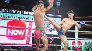 บุญชูเฉือนแต้มสองพยัคฆ์   เมื่อเด็กสุราษฎร์ฯ วัย 22 พิสูจน์ว่าความอดทนคือราชาแห่งสังเวียนราชดำเนิน