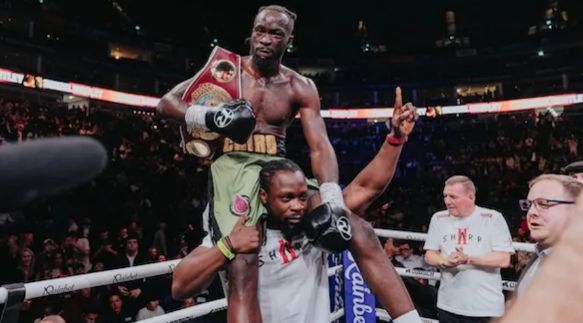 เดนเซล เบนท์ลีย์ ผงาดครองบัลลังก์ WBO มิดเดิลเวตเต็มตัว จากนักชกไร้โปรแกรมสู่แชมป์โลกตัวจริงในเวลาไม่ถึงสี่เดือน