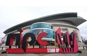 เทรล เบลเซอร์ส ทุ่ม 600 ล้านดอลลาร์ ปฏิวัติ โมด้า เซนเตอร์ ก่อนเส้นตายโหวตชี้ชะตาที่จะกำหนดว่าทีมจะอยู่หรือไปจากปอร์ตแลนด์