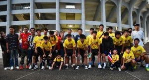ติดขอบสนามราชมังฯ! เบื้องหลังภารกิจ “มาดามแป้ง” ที่เปลี่ยนเด็กไทยธรรมดาให้กลายเป็นนักฟุตบอลในใจ ก่อนช้างศึกทุบเมียนมา 2-0 ผงาดแชมป์กลุ่ม