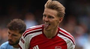 อาร์เซนอลถล่มซิตี้ 3-0 ภายในนัดเดียว! คีโอว์นชี้ “โอเดการ์ด” คืนฟอร์มเดือดพร้อมความมั่นใจเต็มขั้น ส่งสัญญาณอันตรายก่อนซีซั่นล่าแชมป์สมัยที่สอง
